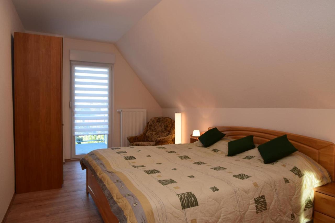 Ferienwohnung Anneliese Am Stadttor Hornbach Екстер'єр фото